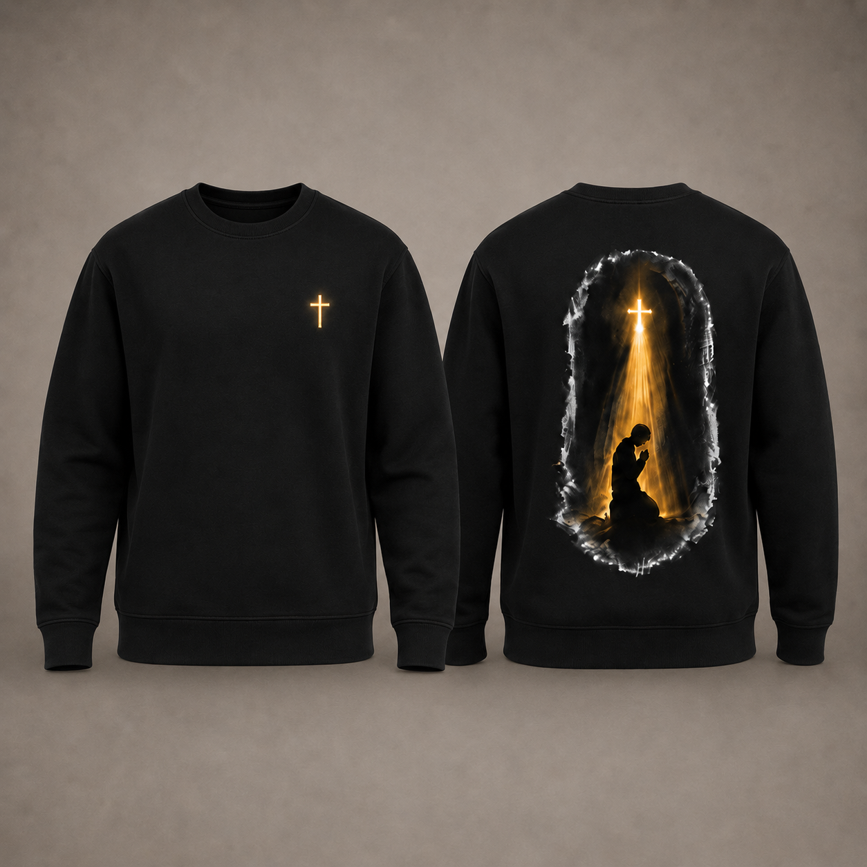 Pull noir Croix de lumière, vues de face et de dos